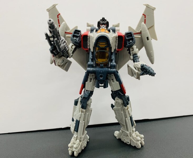 Takara Transformers Studio Series SS 57 Blitzwing  (4 of 6)